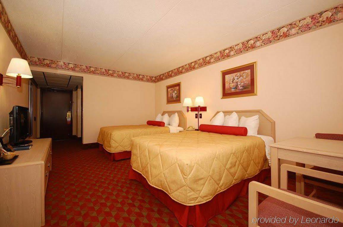 Ramada By Wyndham Murfreesboro Bagian luar foto
